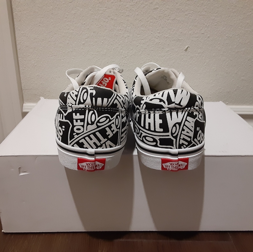 Vans - Picture 4 of 4